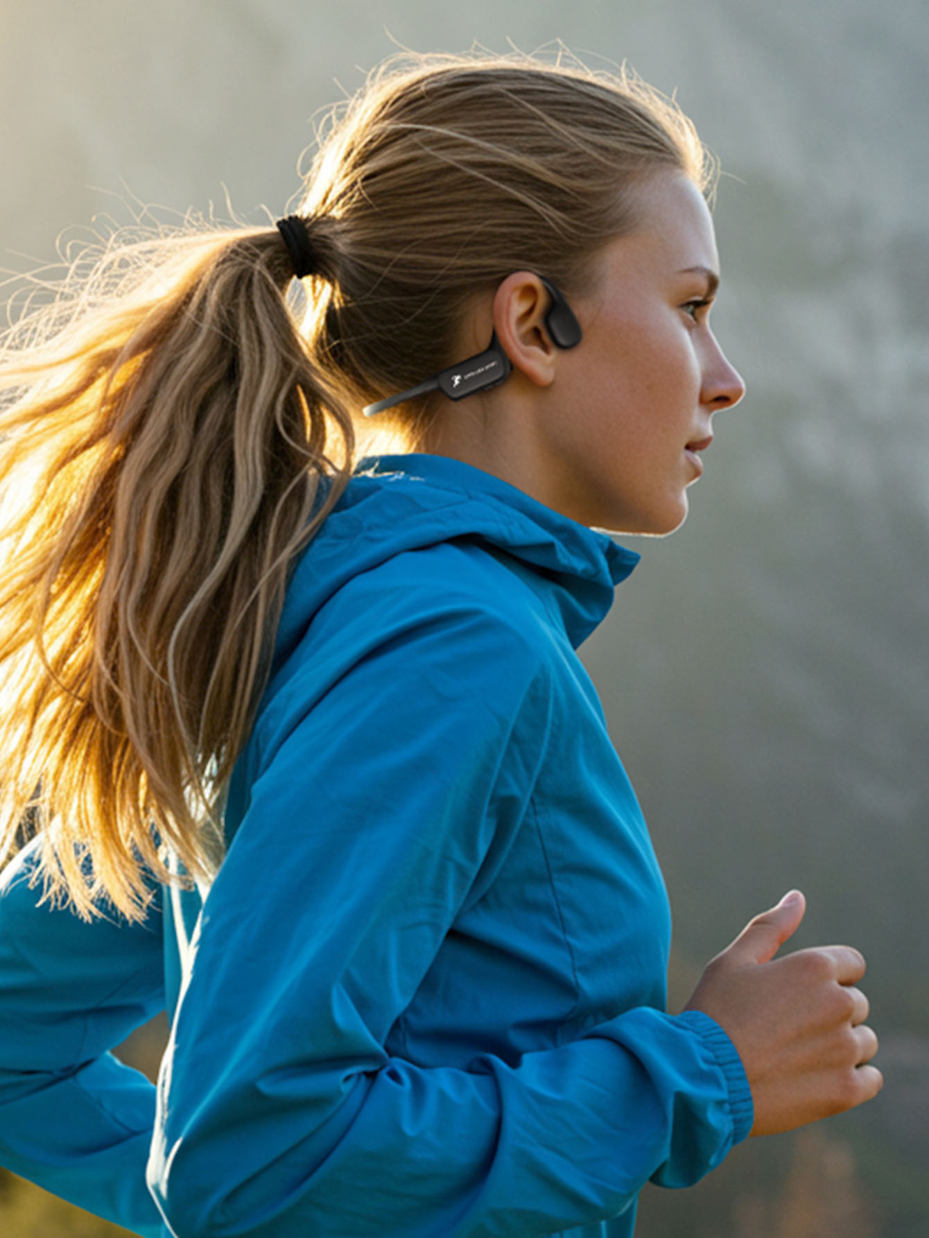 سماعات بلوتوث بتقنية التوصيل ا - مراجعة Bone Conduction Running Headphones وسعره